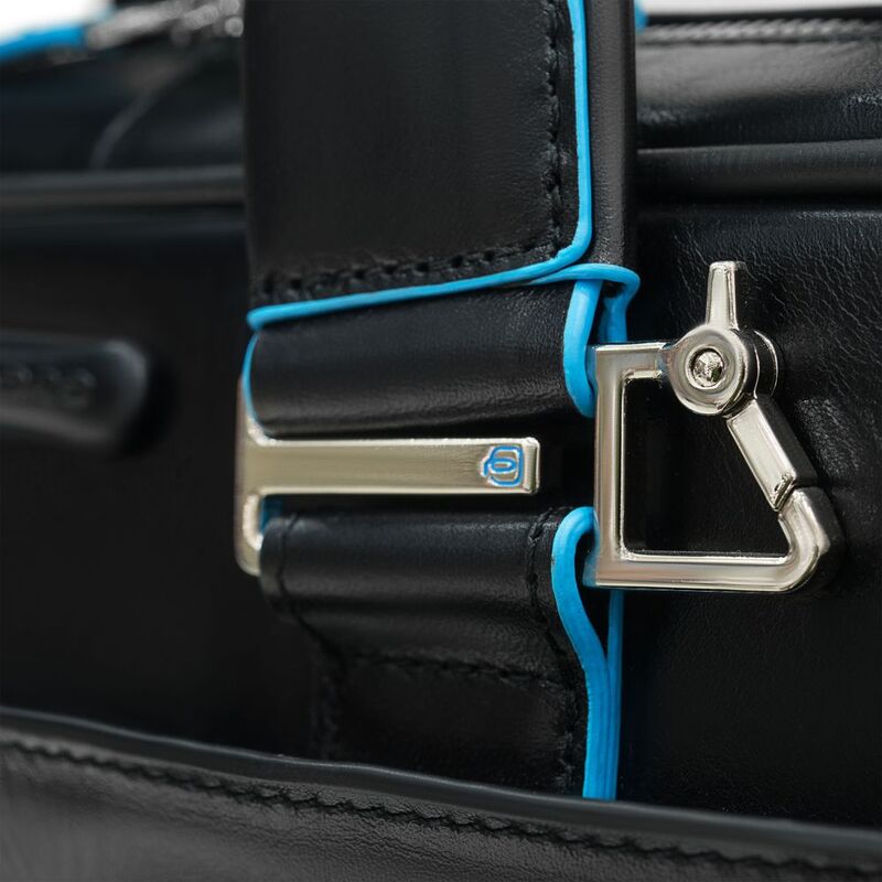 Сумка с отделением для ноутбука Piquadro Blue Square, черная арт.CA2849B2/N