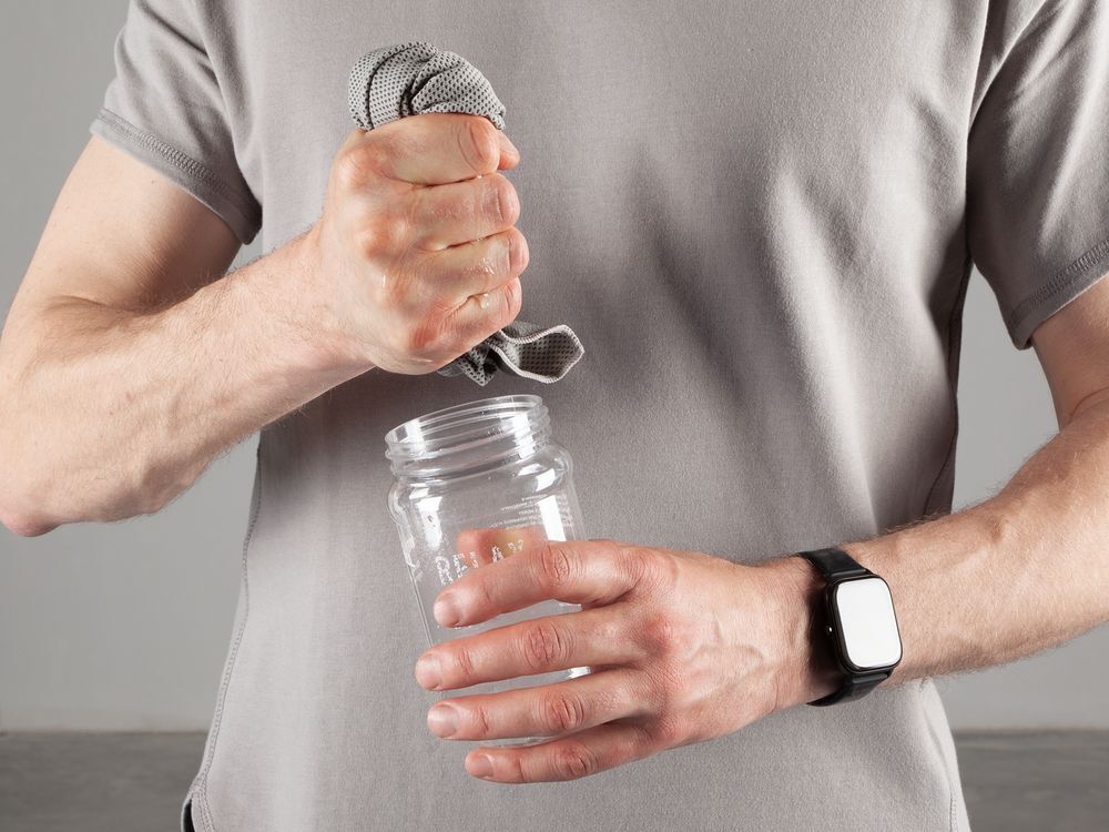 Охлаждающее полотенце Weddell, серое арт.5965.12