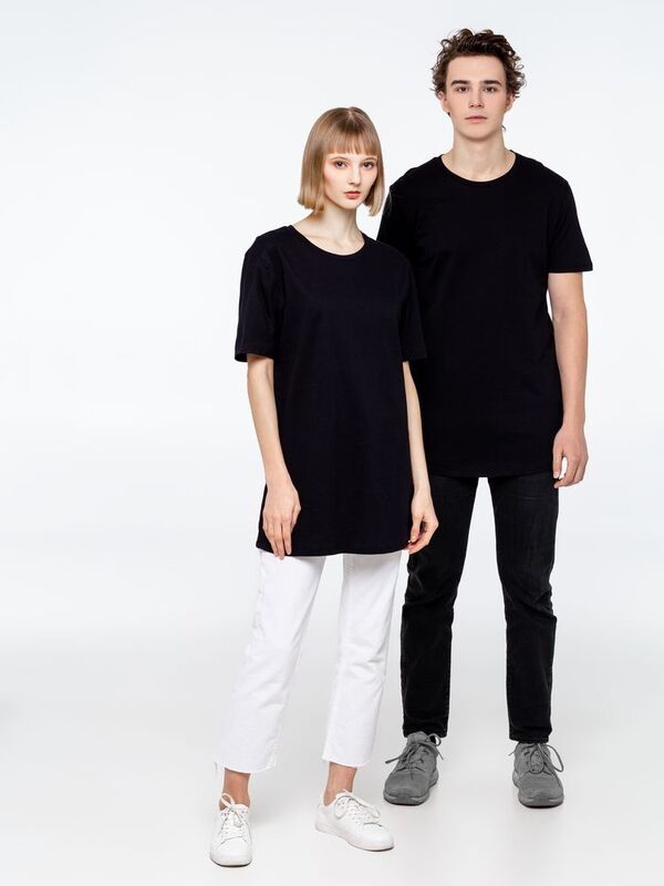 Футболка удлиненная Magnum, черная арт.02999309