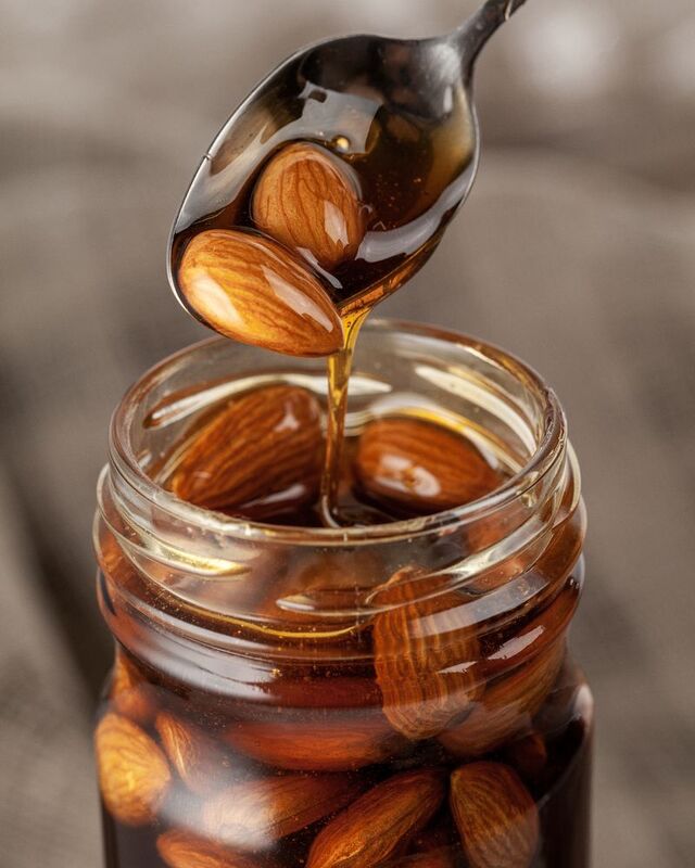 Мед цветочный Bee To Bear, с миндалем арт.7505.04