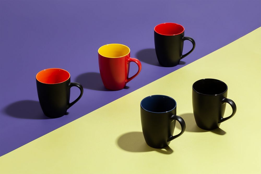 Кружка Bright Tulip, матовая, черная с оранжевым арт.10735.32