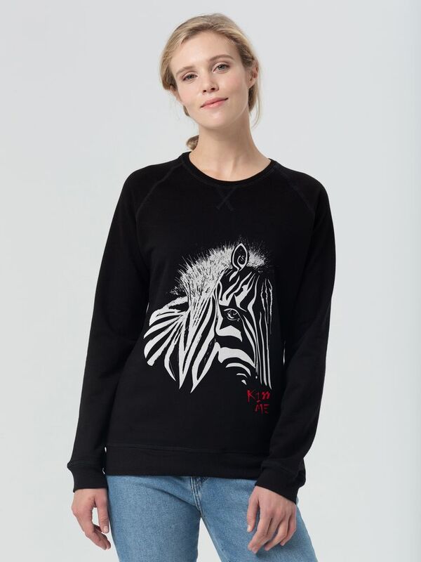 Толстовка женская &laquo;Арт-рокстар. Kiss Me&raquo;, черная арт.70356.30
