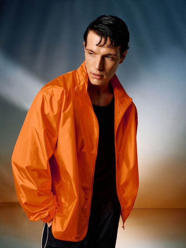 Ветровка Kivach, ярко-красная арт.7102.51