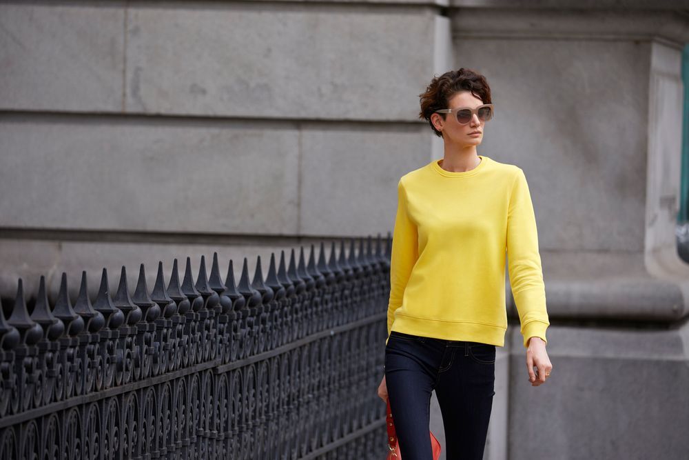 Свитшот женский Queen, темно-синий арт.WW01Q006