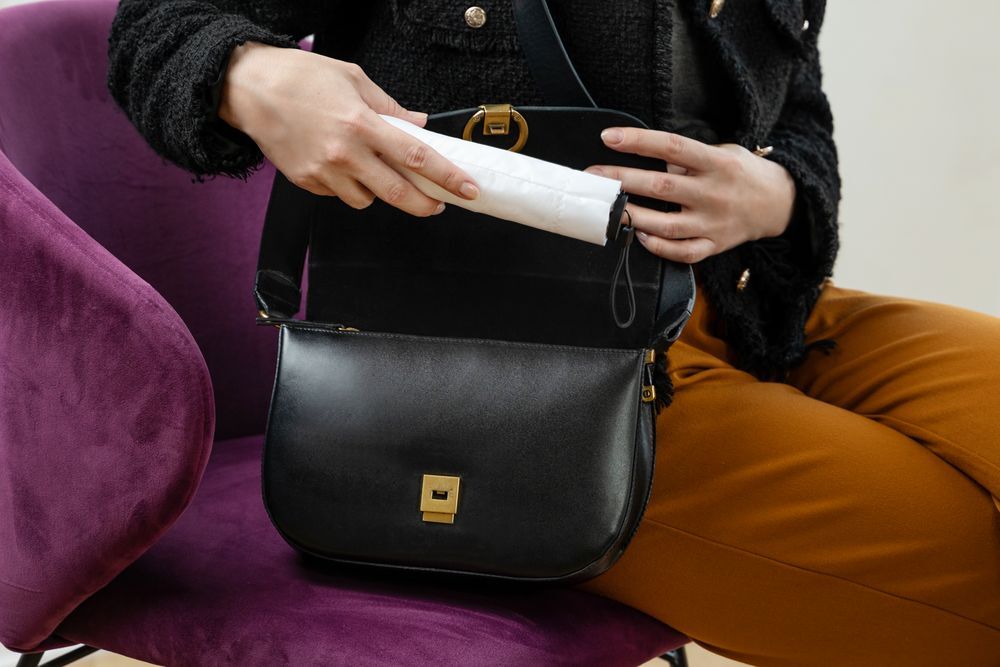 Зонт складной Luft Trek, белый арт.15056.60