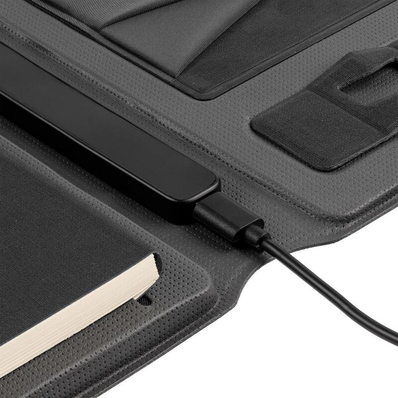 Органайзер с блокнотом и аккумулятором Oiro, черный арт.22001.30