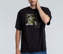 Футболка оверсайз &laquo;He is So Pretty. Давид&raquo;, черная арт.71432.30