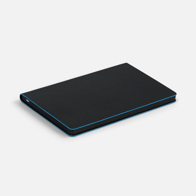 Ежедневник Trait, недатированный, черный с голубым арт.14097.34