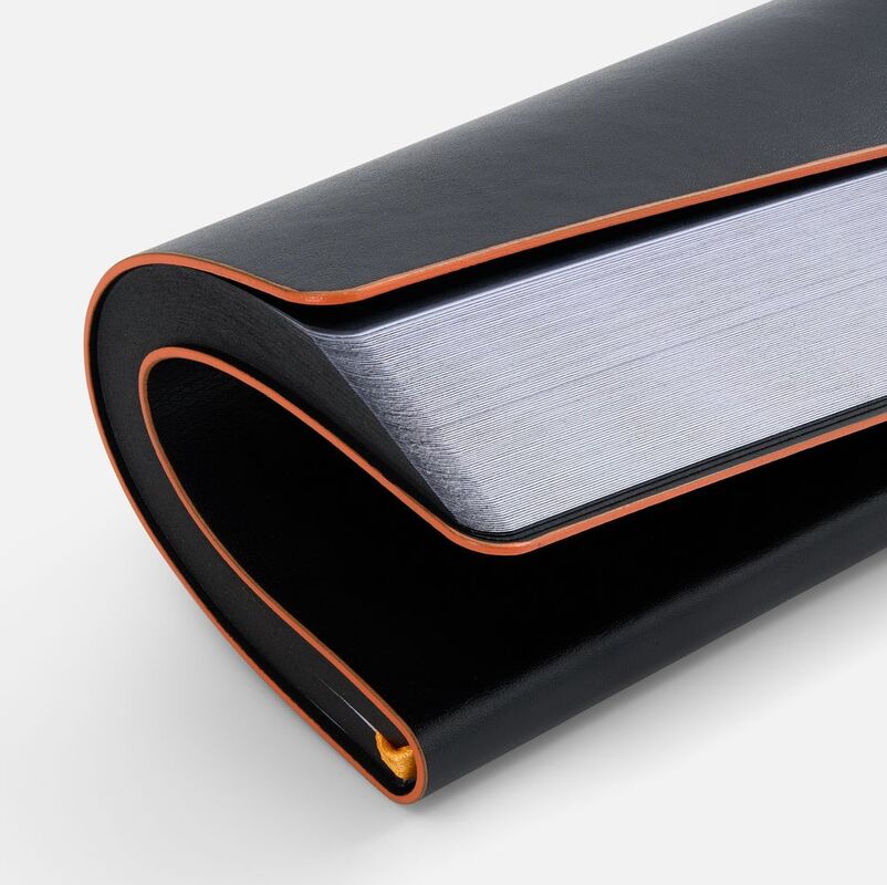 Ежедневник Trait, недатированный, черный с оранжевым арт.14097.32