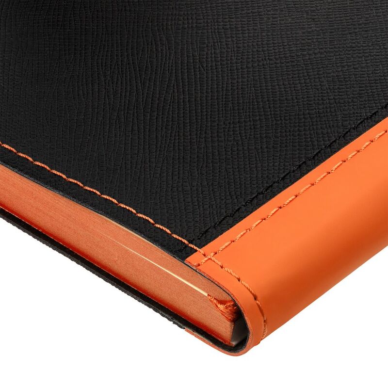 Ежедневник Nice Twice, недатированный, черный с оранжевым арт.22041.32