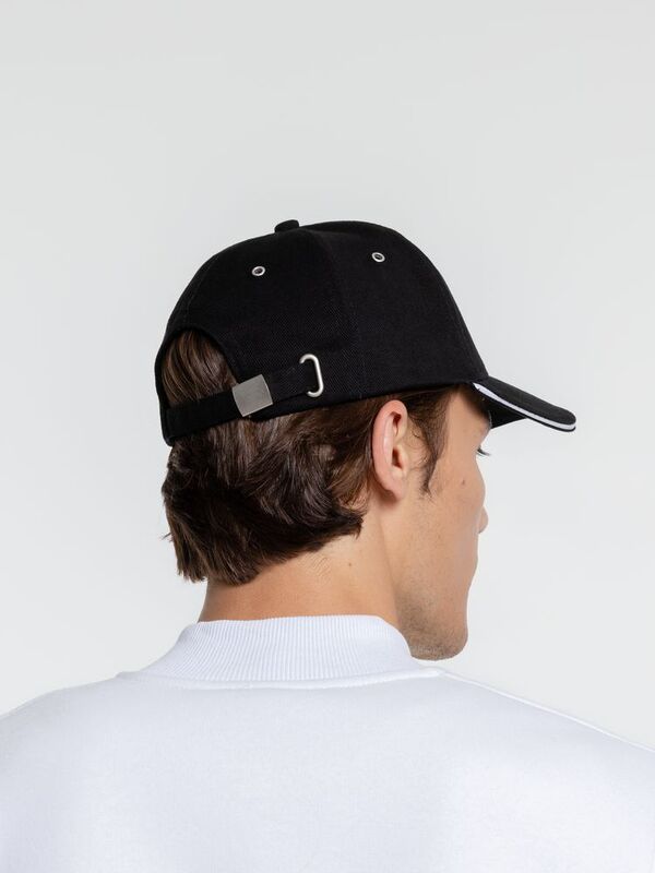 Бейсболка Classic, черная с белым кантом арт.15848.30