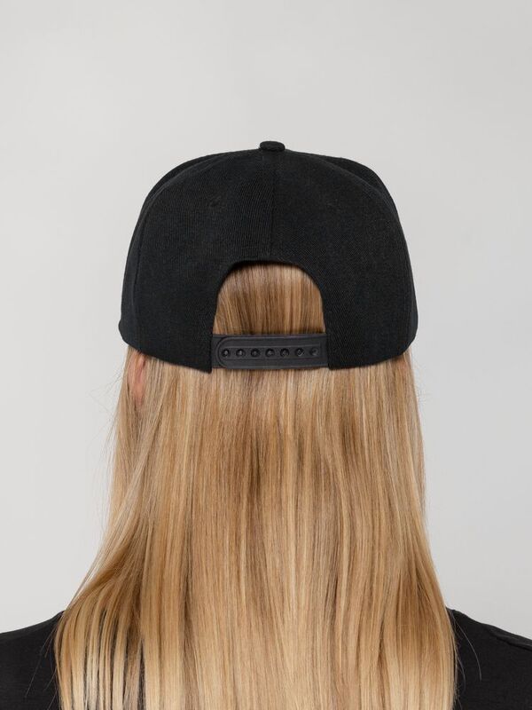 Бейсболка Snapback с прямым козырьком, черная арт.15948.30