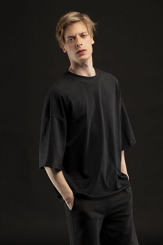 Футболка унисекс оверсайз T1, черная арт.15437.30