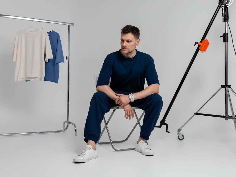 Футболка оверсайз Vozduh 2.0, черная арт.14611.30