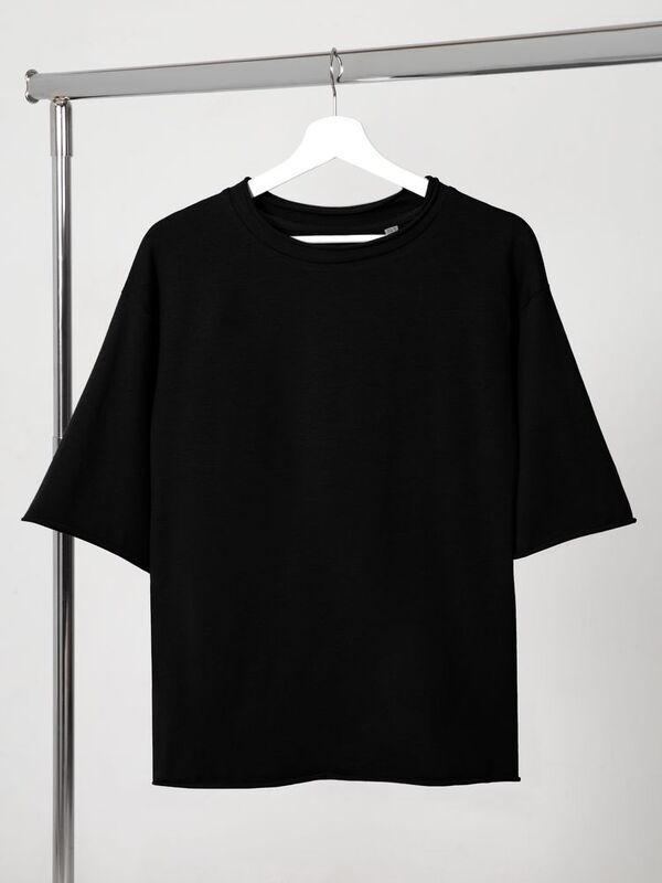 Футболка оверсайз Vozduh 2.0, черная арт.14611.30