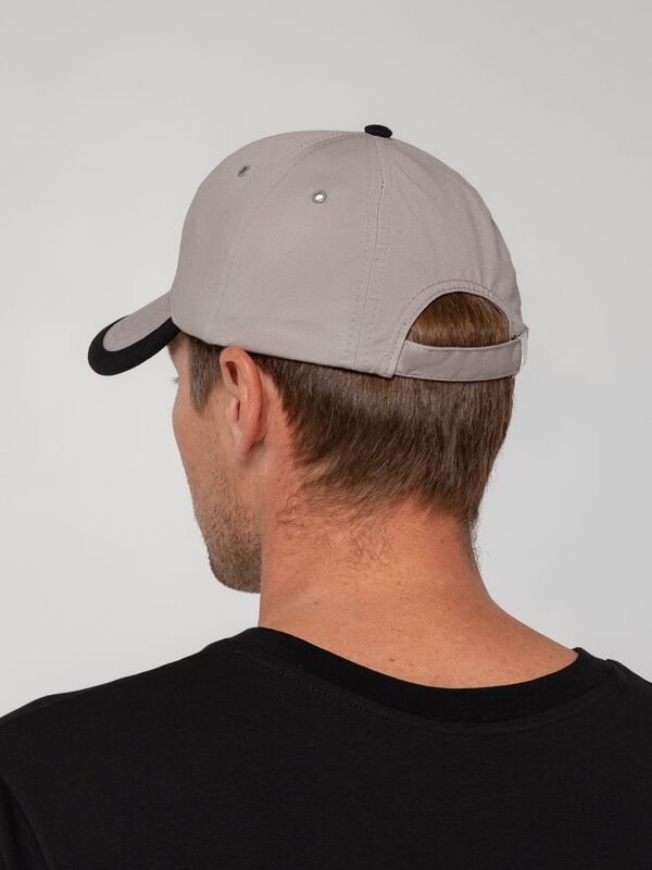 Бейсболка Honor, серая с черным кантом арт.15150.11