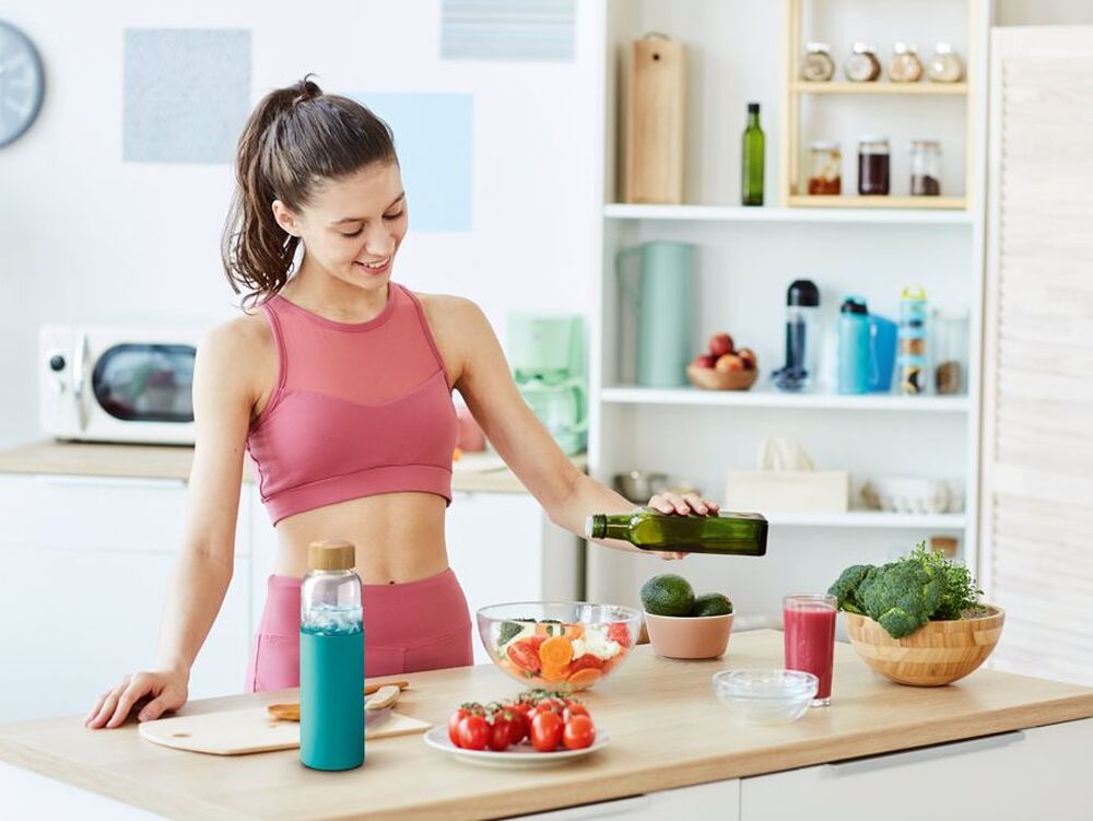 Бутылка для воды Dakar, прозрачная с белым арт.12675.60