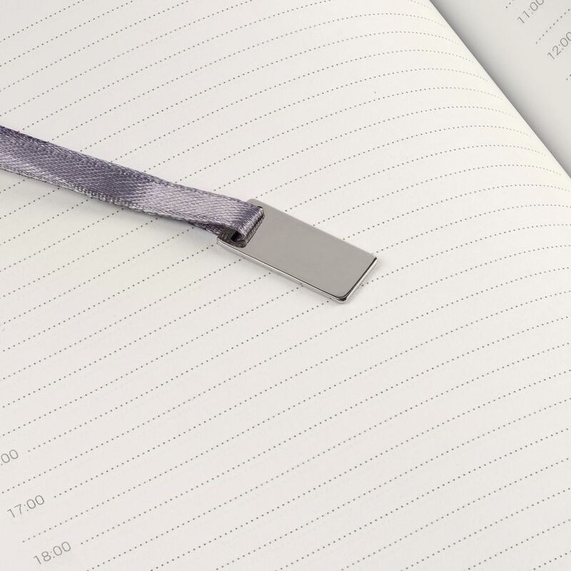 Ежедневник Grace на заказ, недатированный, серый арт.16376.10