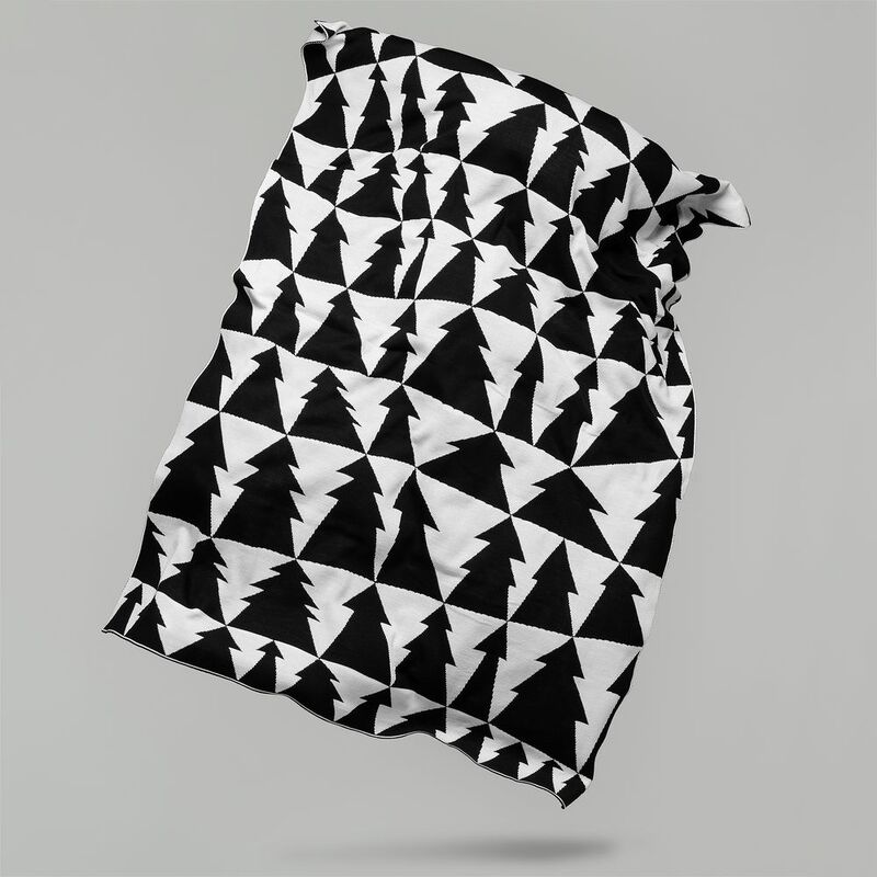 Плед &laquo;Танцующий лес&raquo;, белый с черным арт.16246.36