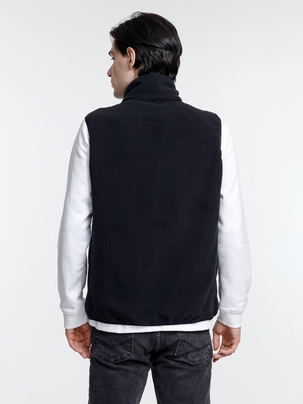 Жилет флисовый унисекс Nesse, черный арт.16773.30