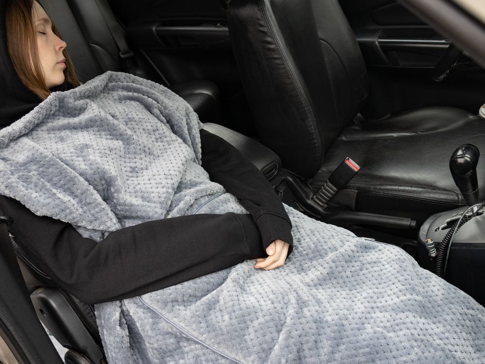 Плед-подушка Dreamscape, серый арт.16761.10