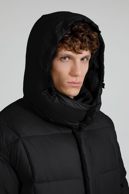 Пуховик унисекс Kapsula, черный арт.15790.30