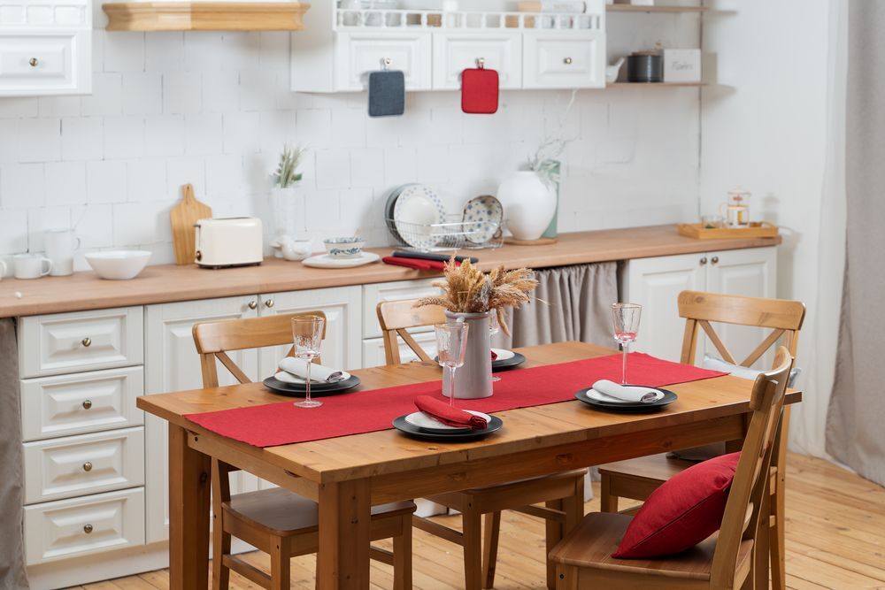 Дорожка сервировочная Settle In, красная арт.15789.50