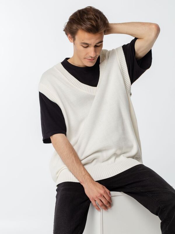 Жилет оверсайз унисекс Tad в сумке, молочно-белый арт.16435.61