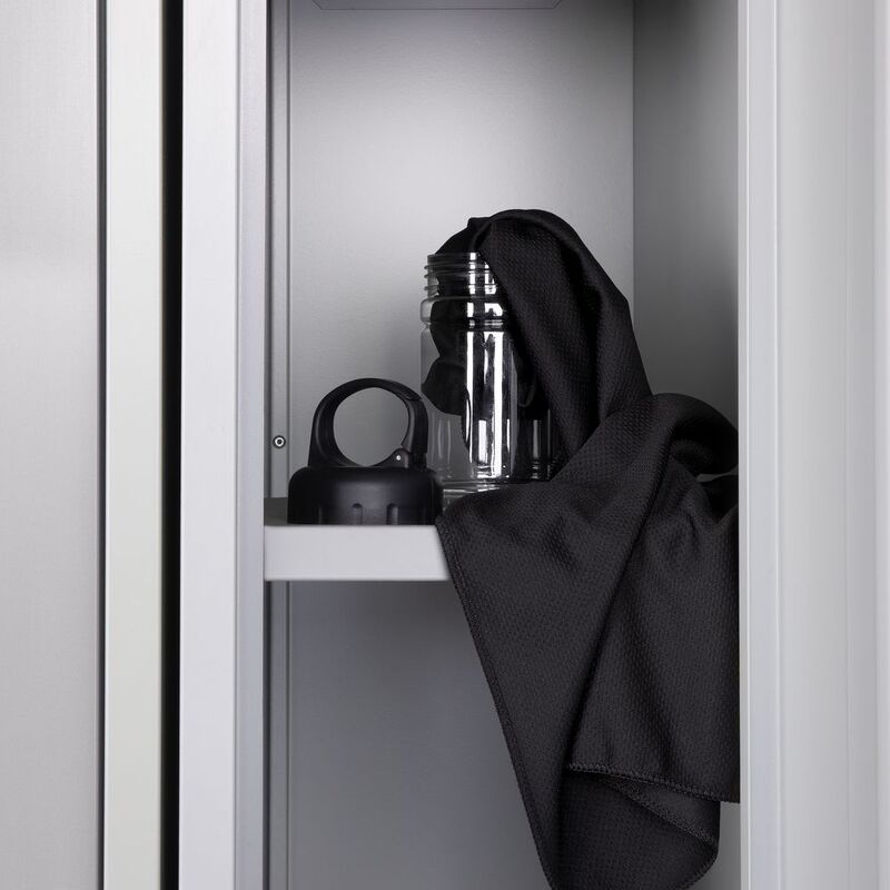 Охлаждающее полотенце Frio Mio в бутылке, черное арт.16282.30