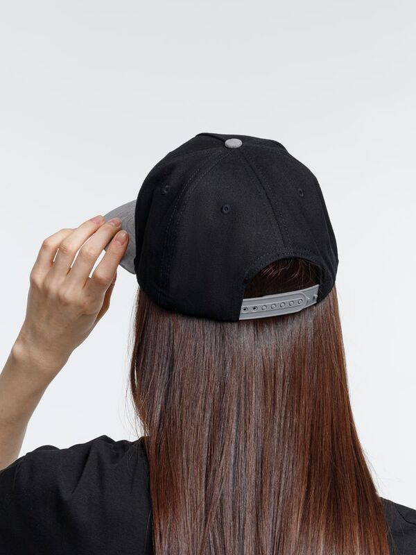 Бейсболка Foreside с прямым козырьком, черная с серым арт.16940.31