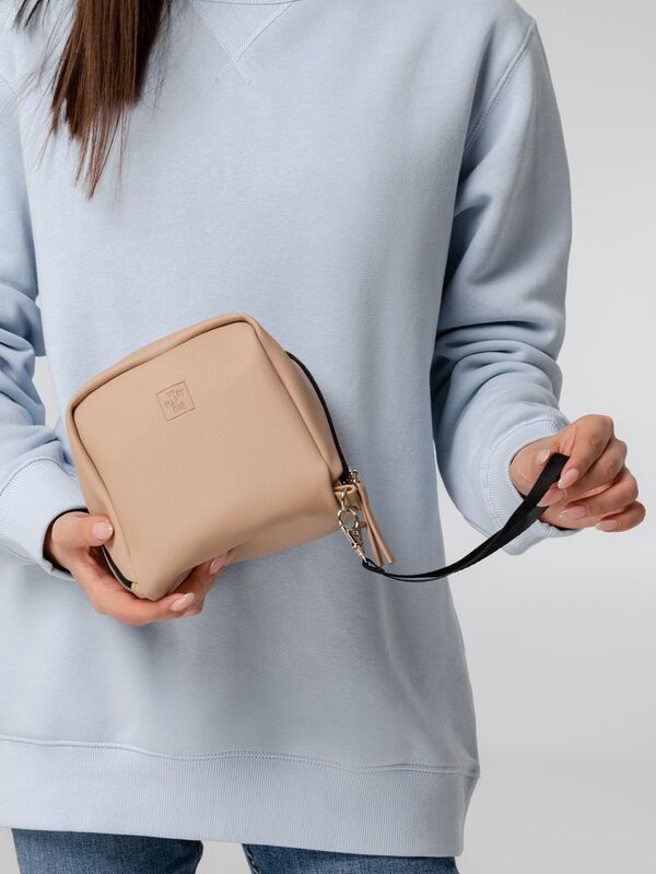 Дорожная косметичка Cubo, бежевая с логотипом арт.13834.06