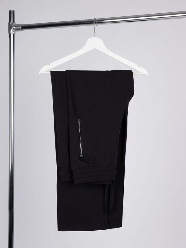 Джоггеры унисекс Kosmos, черные арт.19183.30