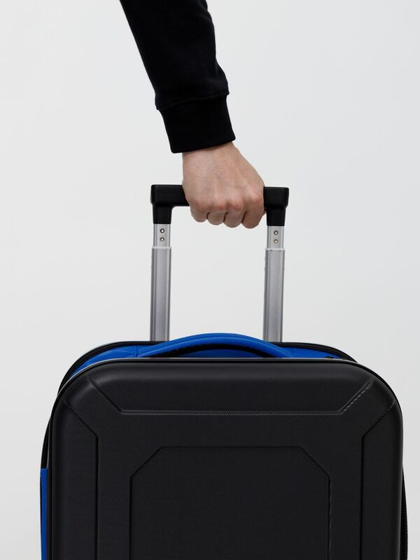 Чемодан Platta, черный с синим арт.16499.34
