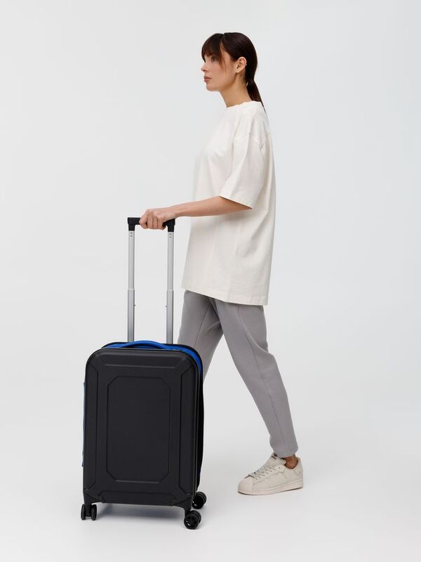 Чемодан Platta, черный с синим арт.16499.34