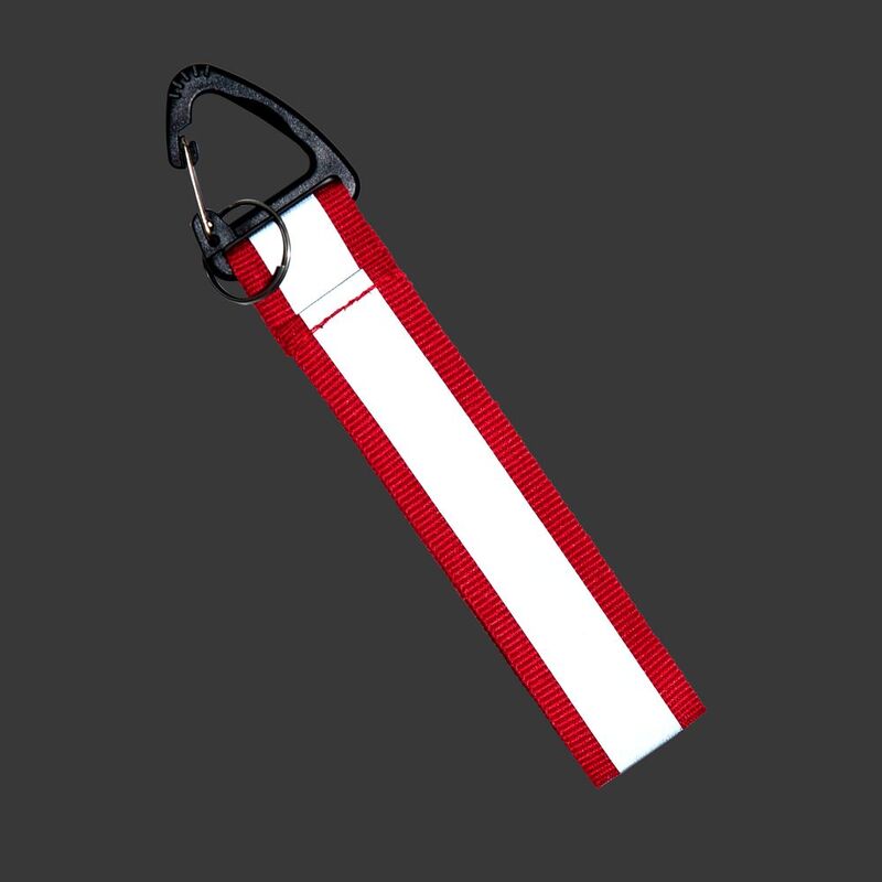 Светоотражающий брелок Flashline, серый с красным арт.15458.50