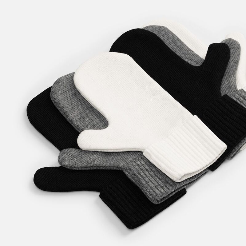 Варежки Yong, серые арт.20554.32