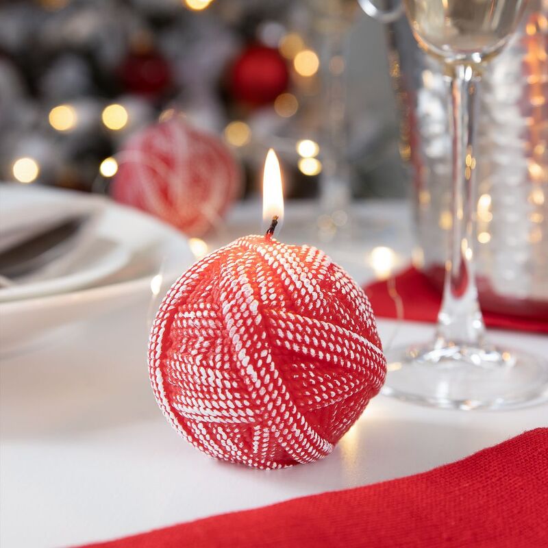 Свеча Kniteam, клубок, красный арт.19337.50