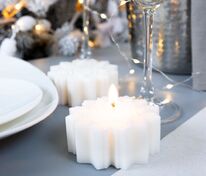 Свеча Snowflame 2, белая, 8 см арт.19342.60