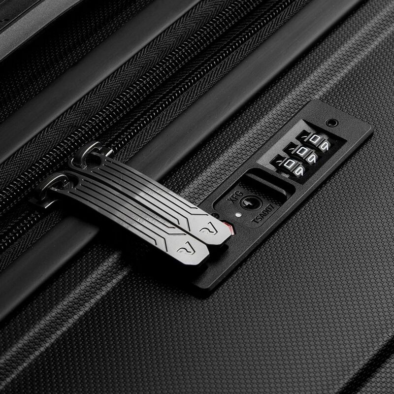 Чемодан Butterfly M, черный арт.16874.30