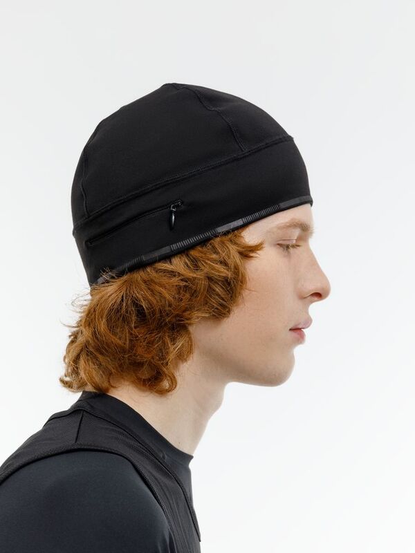 Спортивная шапка утепленная Jogge, черная арт.16844.30