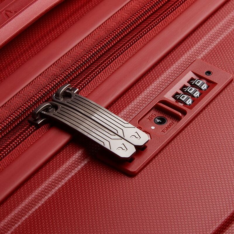 Чемодан Butterfly M, красный арт.16874.50