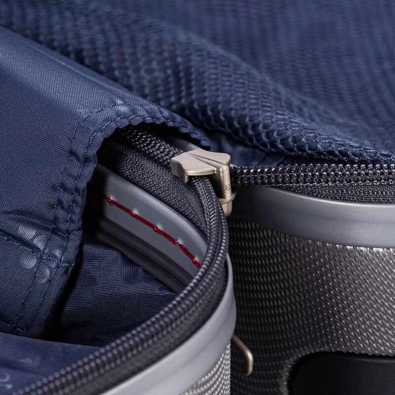 Чемодан Uno Zip Special M, серый арт.17432.10