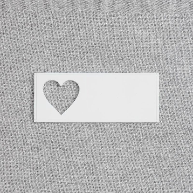 Лейбл из ПВХ с вырубкой &laquo;Сердце&raquo;, белый арт.17595.60
