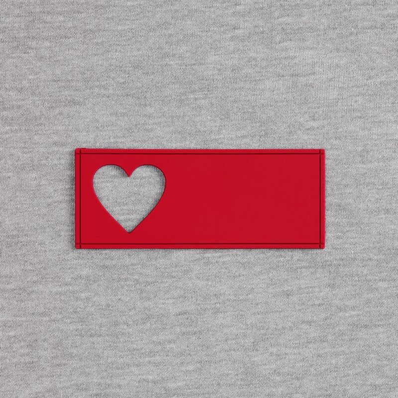 Лейбл из ПВХ с вырубкой &laquo;Сердце&raquo;, красный арт.17595.50