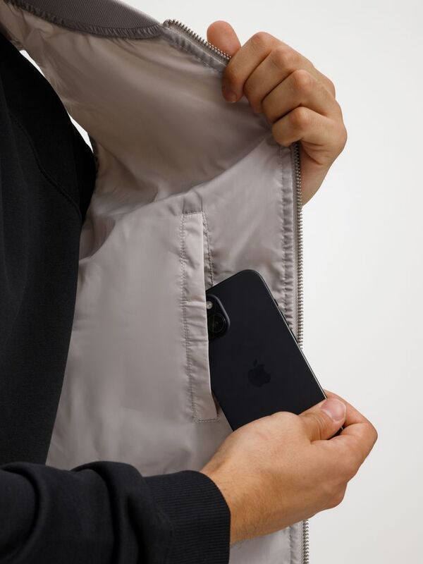 Жилет унисекс Warmbridge, светло-серый арт.18307.11