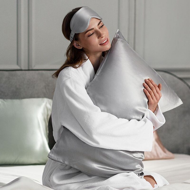 Маска для сна Essential, светло-серая арт.17655.10