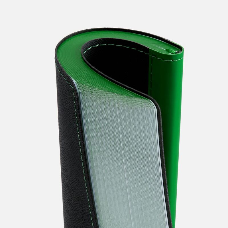 Ежедневник Nice Twice, недатированный, черный с ярко-зеленым арт.22041.93