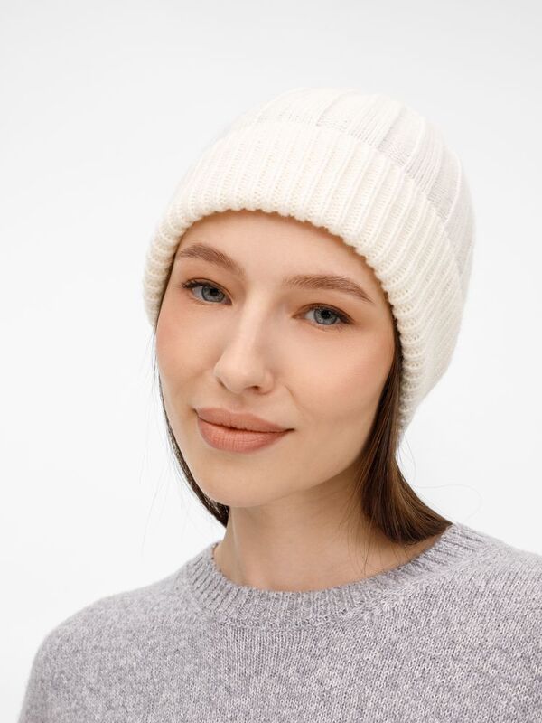 Шапка Bellish, белая (ванильная) арт.19244.61