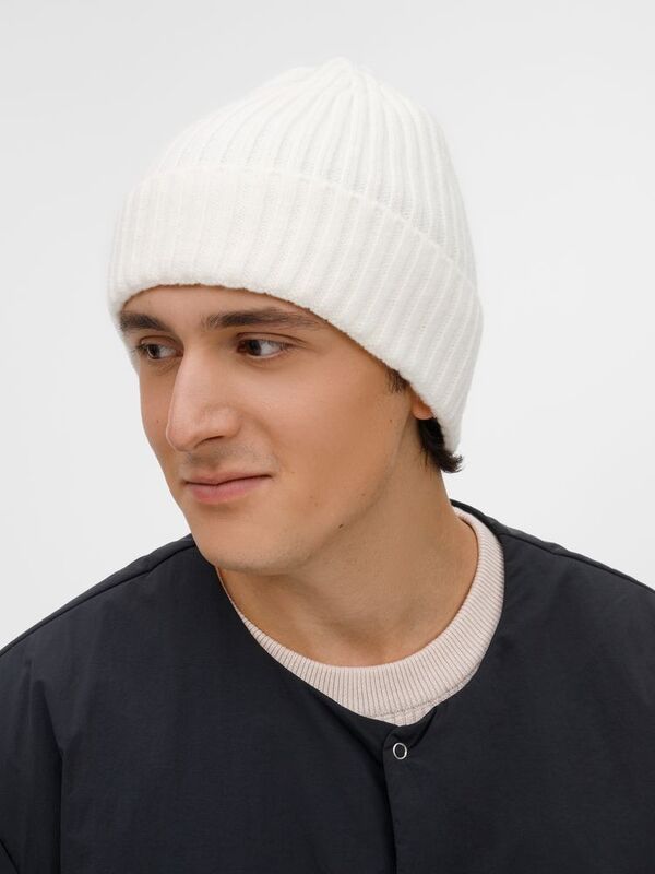 Шапка Laconi, молочно-белая арт.28896.60