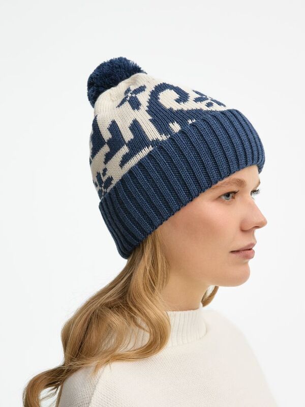 Шапка Wintertude, синяя с белым арт.21284.46